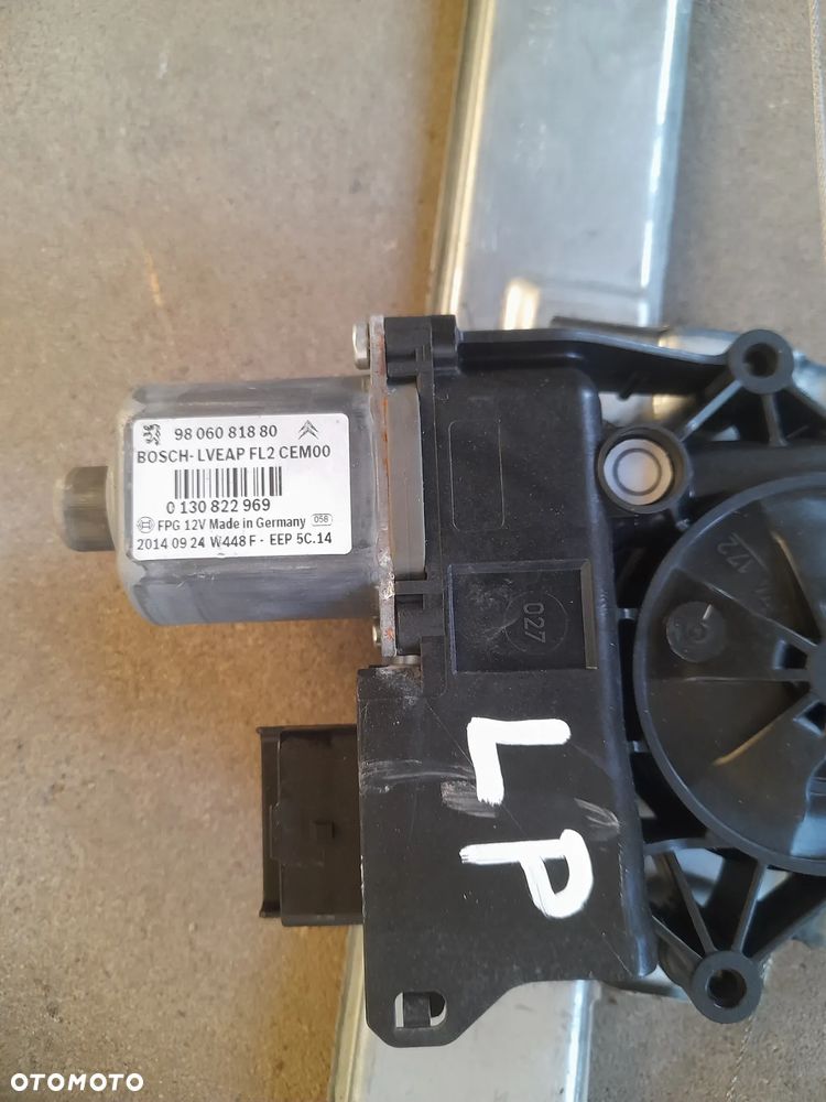 podnośnik mechanizm szyby drzwi tył tylnych lewy Peugeot 2008 I - 3