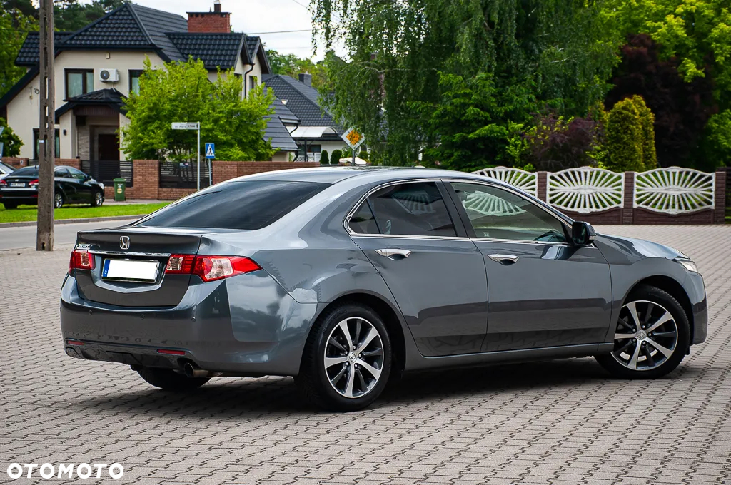 Honda Accord 2.0 Executive - 14