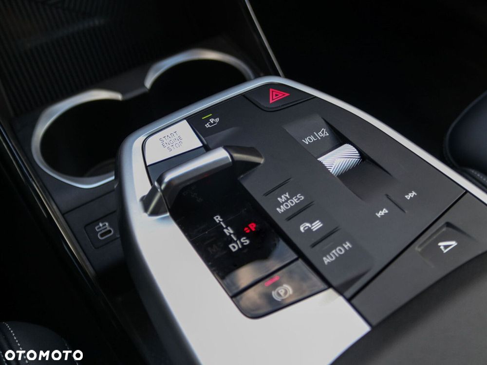 BMW X1 - 13