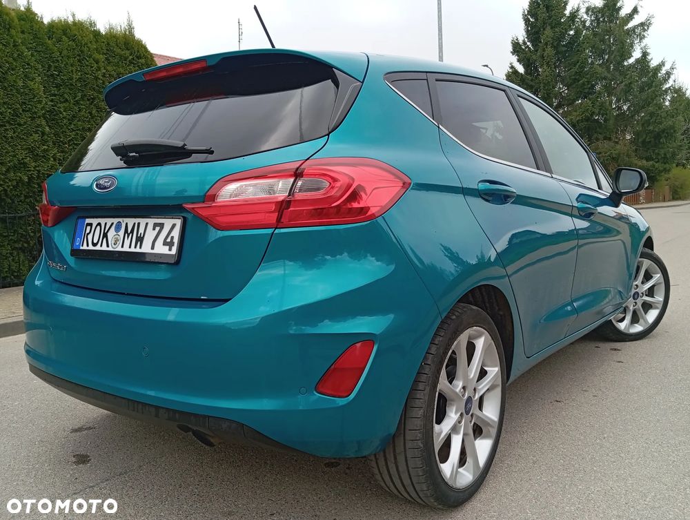 Ford Fiesta 1.0 EcoBoost Hybrid S&S TITANIUM - 21