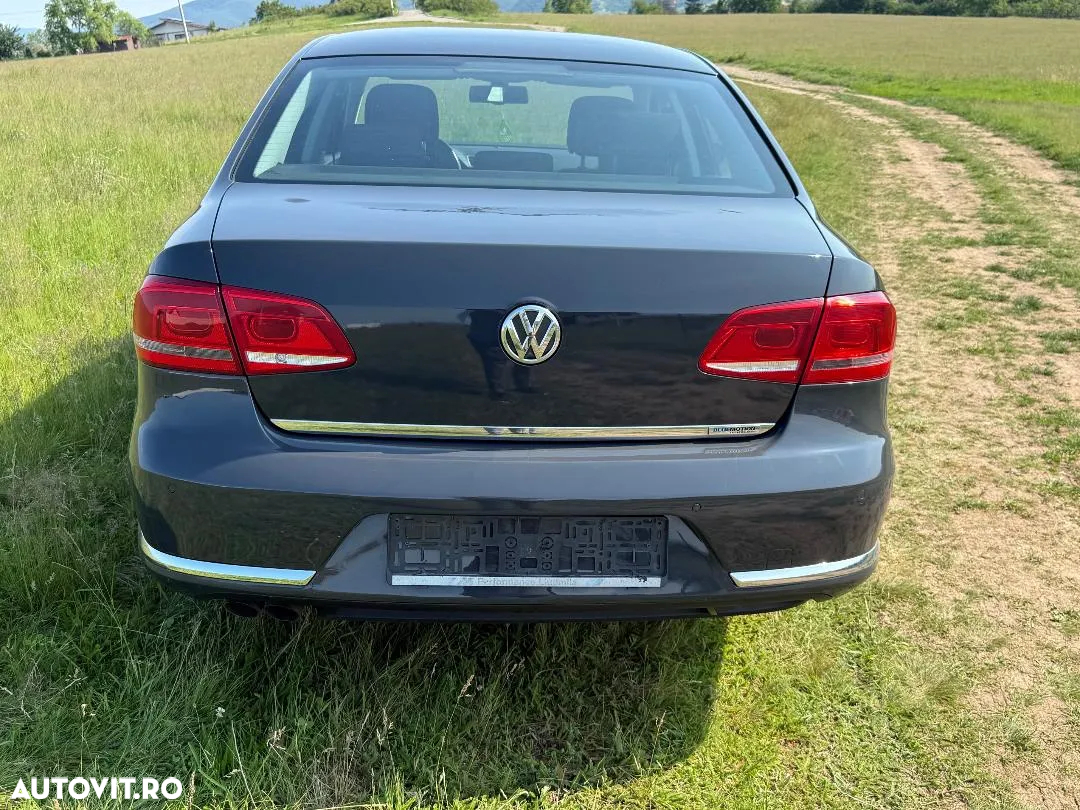 Volkswagen Passat Variant 2.0 TDI BlueMotion Technology DSG Comfortline - 3