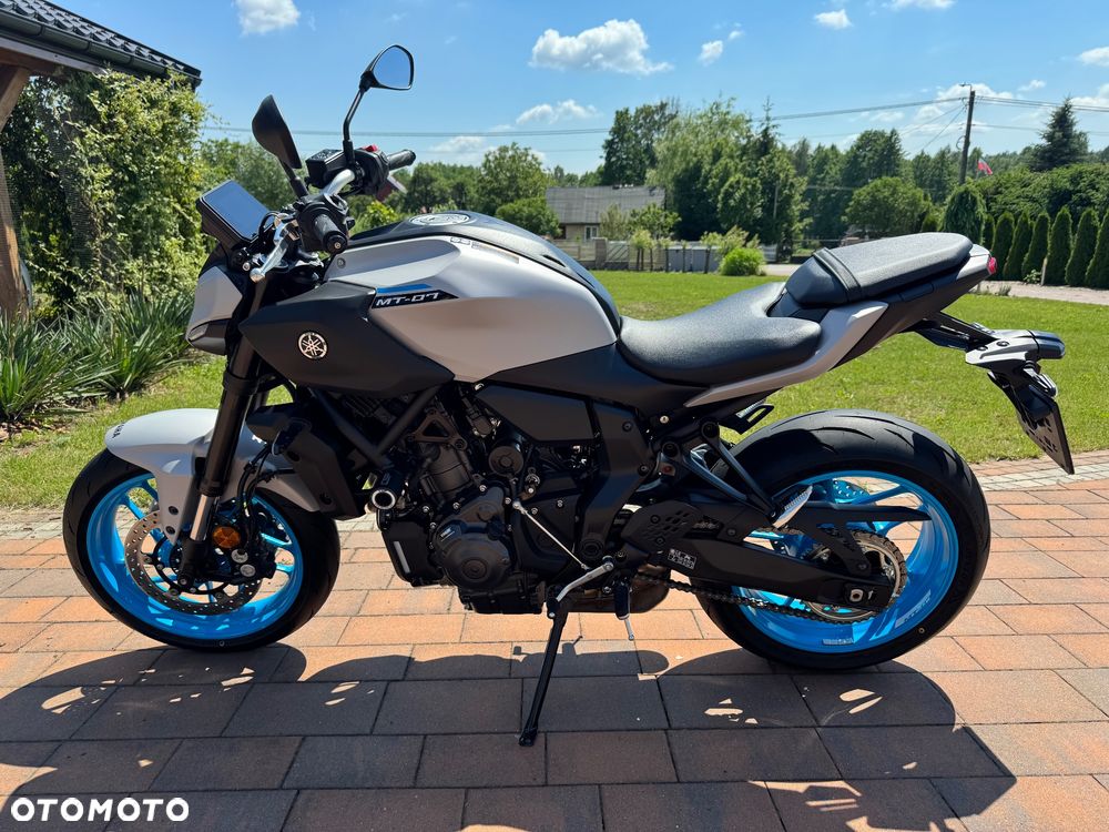 Yamaha MT - 6