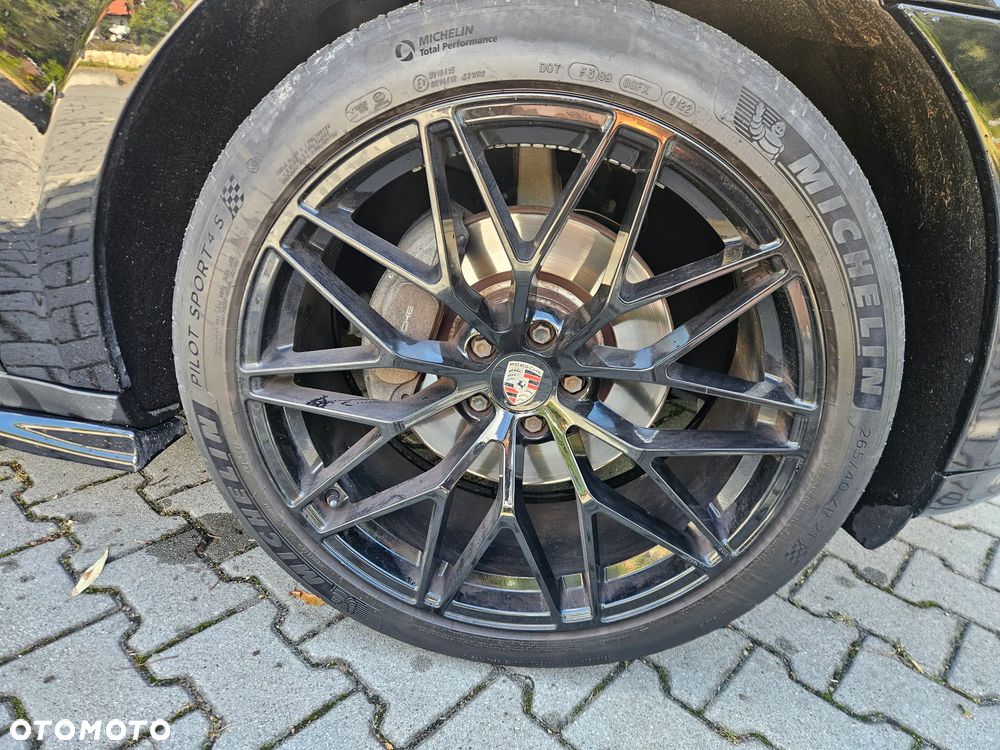 Porsche Macan Standard - 18