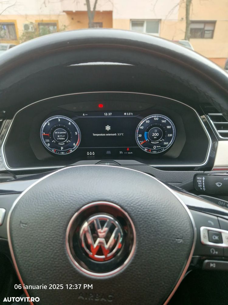 Volkswagen Passat 2.0 TDI SCR DSG Highline - 16