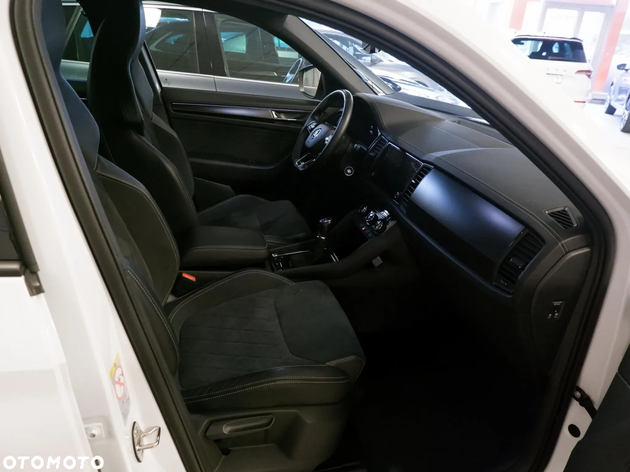 Skoda Kodiaq 1.5 TSI ACT 4x2 Sportline - 16