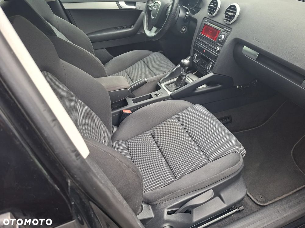 Audi A3 Sportback - 15
