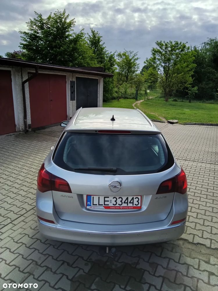 Opel Astra 1.6 CDTI DPF ecoFLEX Start/Stop Exklusiv - 10