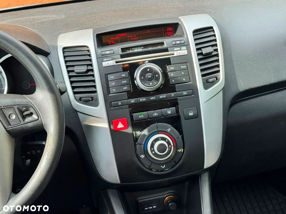 Kia Venga 1.4 M - 17