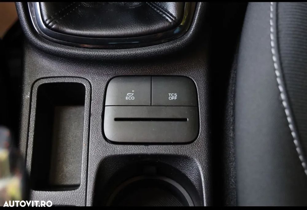 Ford Fiesta 1.1 S&S COOL&CONNECT - 20