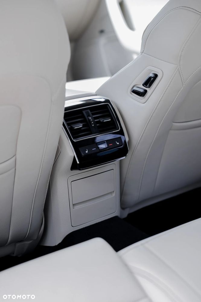 Skoda Superb 2.0 TSI 4x4 L&K DSG - 14