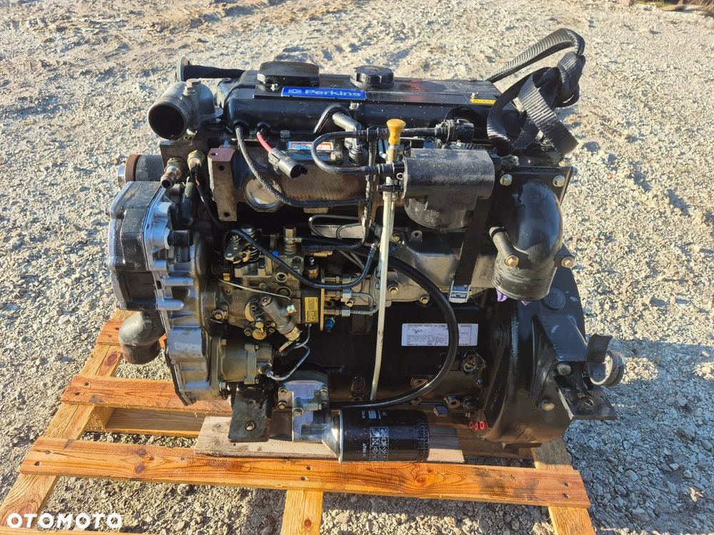 Silnik perkins re37979 kompletny