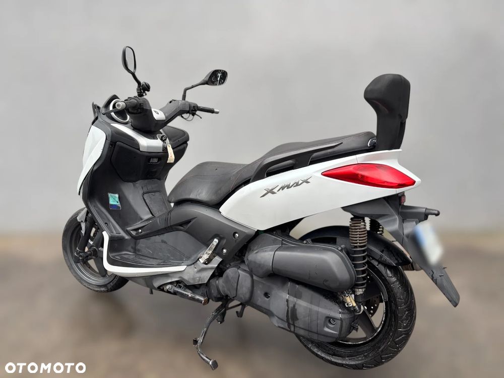 Yamaha X-max - 4