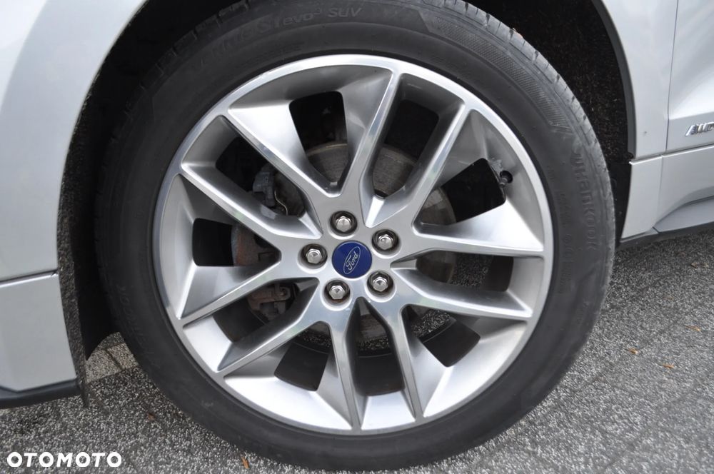 Ford Edge 2.0 TDCi 4x4 ST-LINE - 29