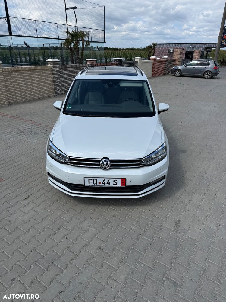 Volkswagen Touran 2.0 TDI DSG Comfortline - 1