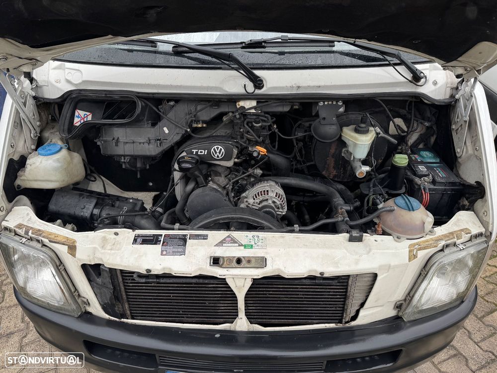 VW LT 2.5 TDi Medio CD - 8