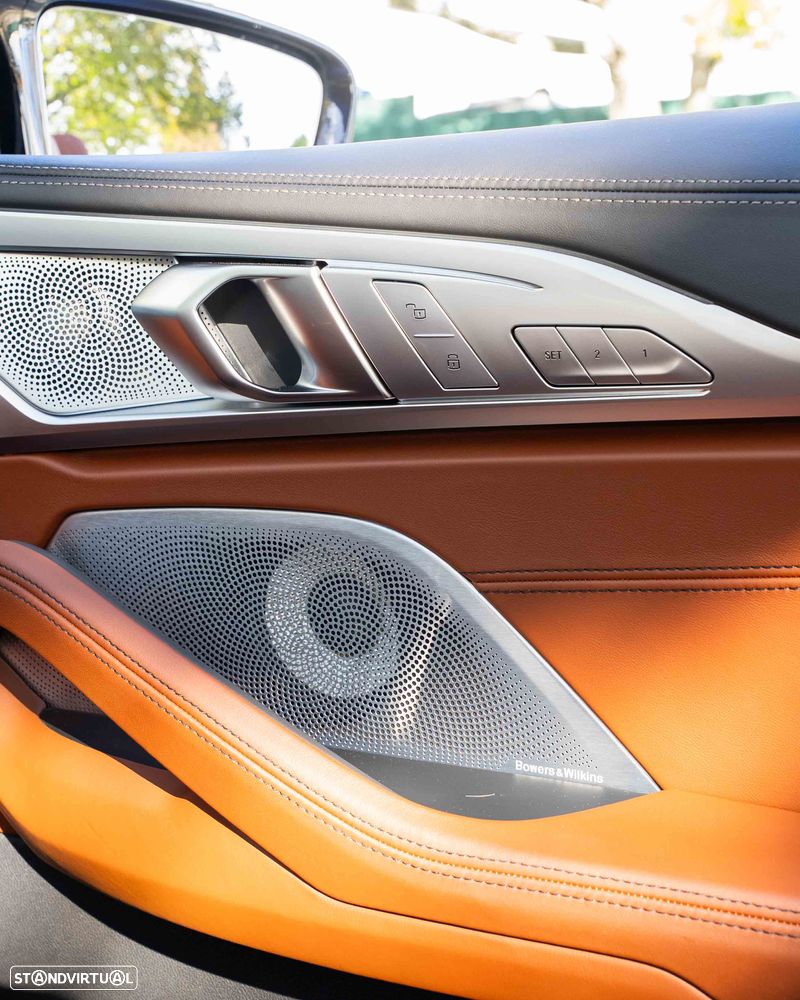 BMW M850i xDrive - 31