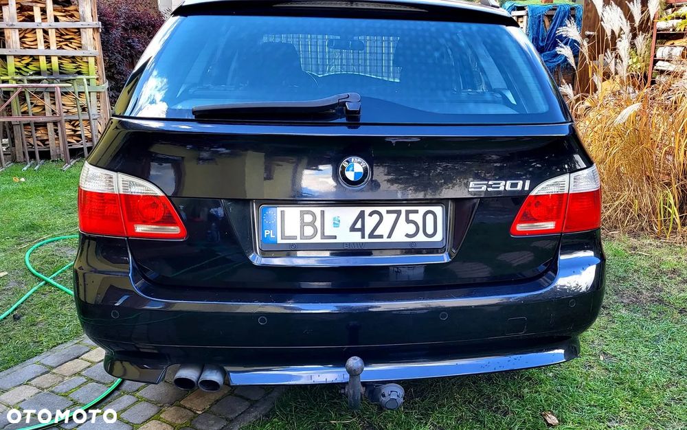 BMW Seria 5 530i - 4