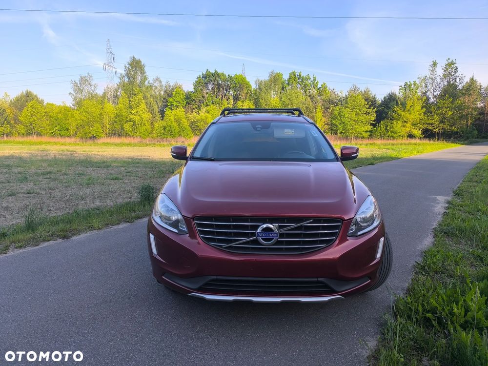 Volvo XC 60 T5 AWD Geartronic Momentum - 2