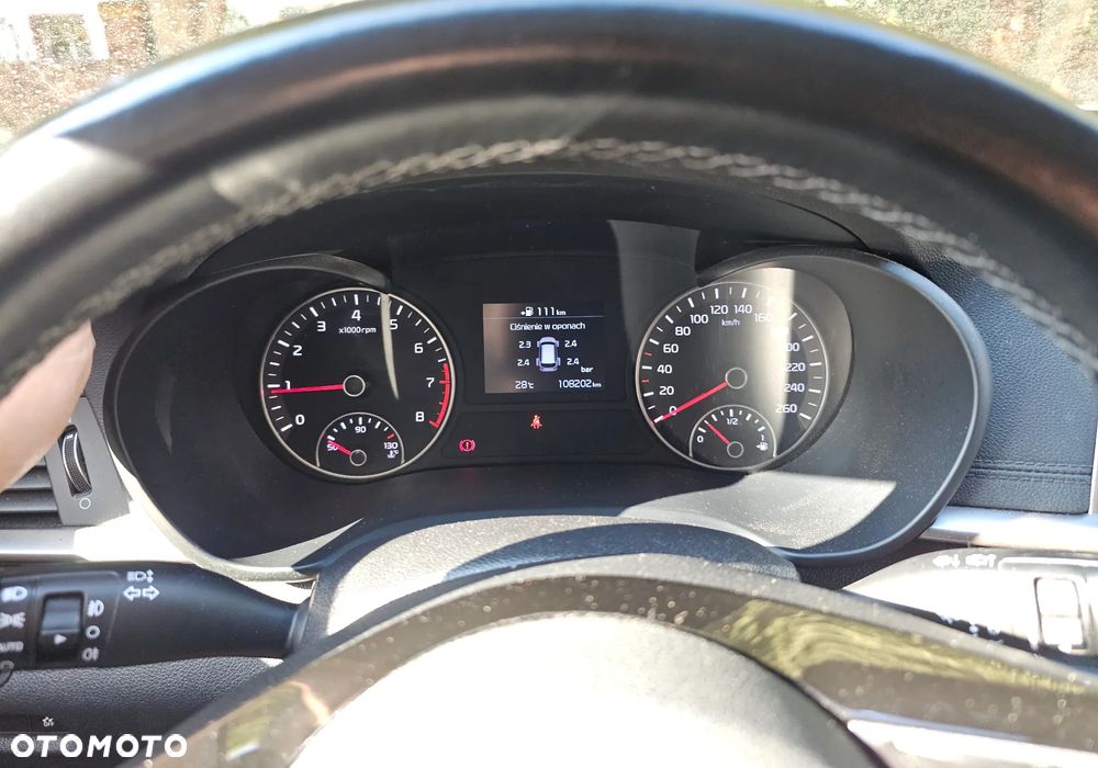 Kia Optima 2.0 M - 8