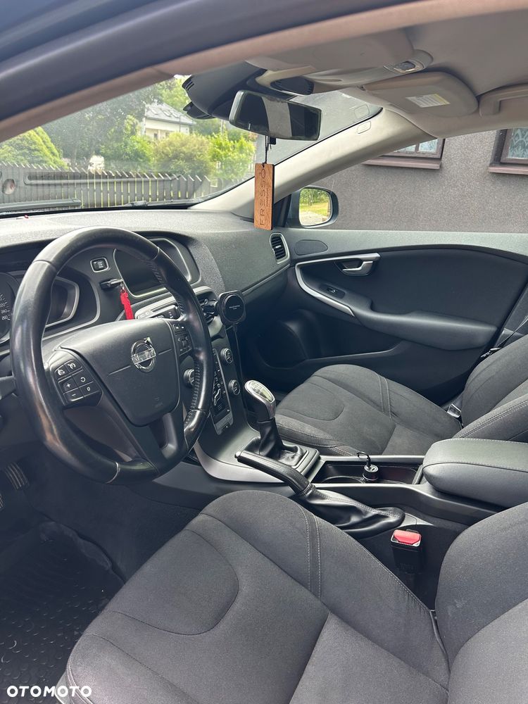 Volvo V40 D2 Kinetic - 8