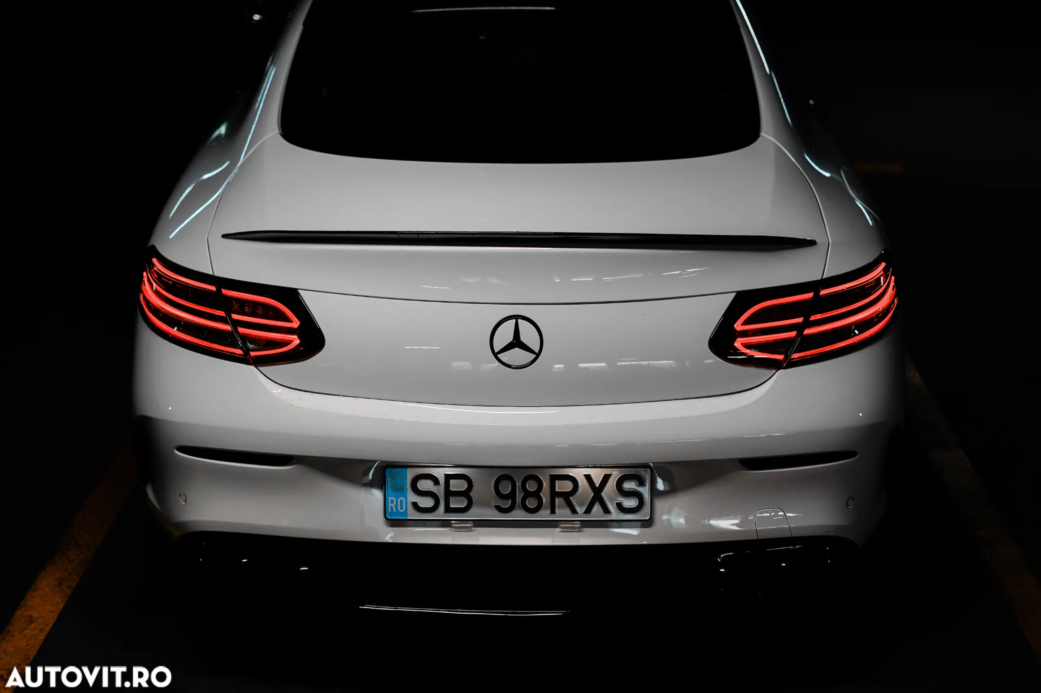 Mercedes-Benz C 300 d Coupe - 4