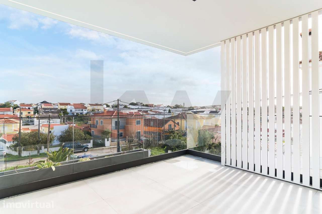 Moradia T4+1 Isolada com Jardim e Garagem – Charneca de Caparica, - Grande imagem: 4/50