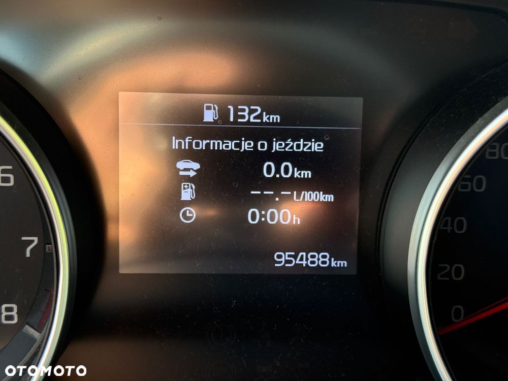 Kia XCeed - 13