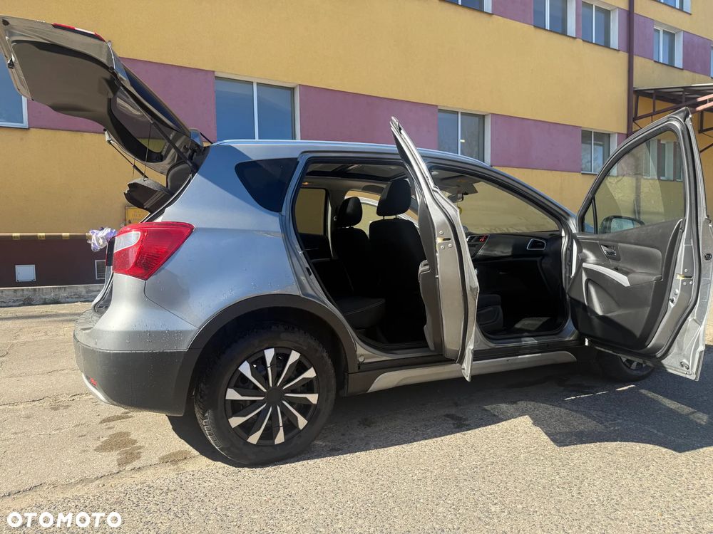 Suzuki SX4 S-Cross - 13