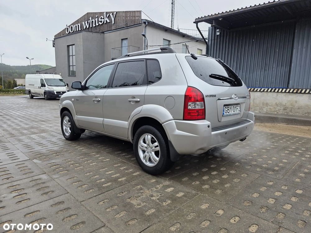 Hyundai Tucson 2.0 CRDi Premium - 6