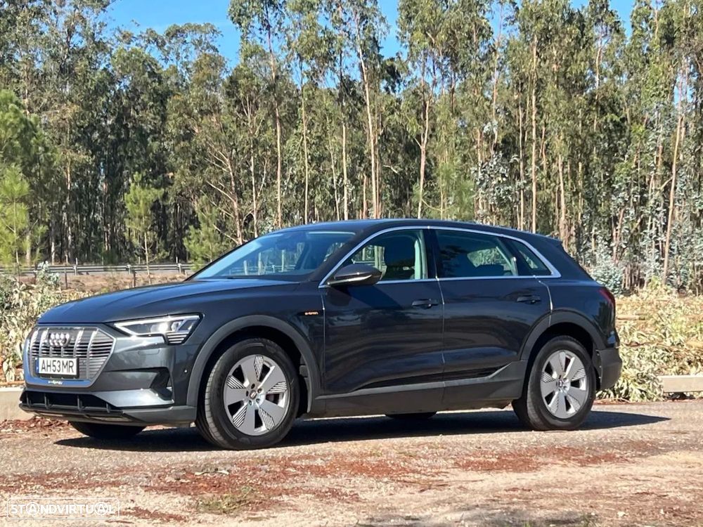 Audi e-tron - 42