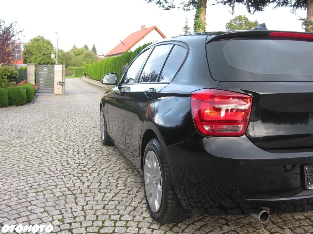 BMW Seria 1 116i - 30