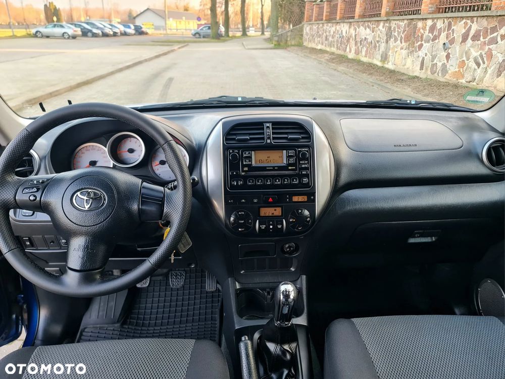 Toyota RAV4 4x4 Executive - 8