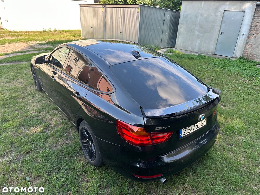 BMW Seria 3 318d - 26