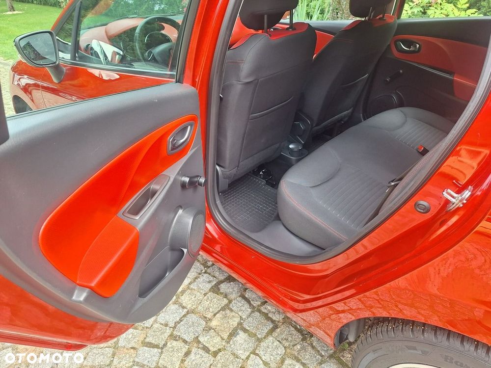 Renault Clio (Energy) TCe 90 Start & Stop INTENS - 17