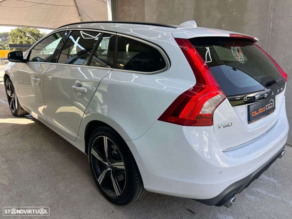 Volvo V60 2.4 D6 R-Design Sum.AWD Phev - 48