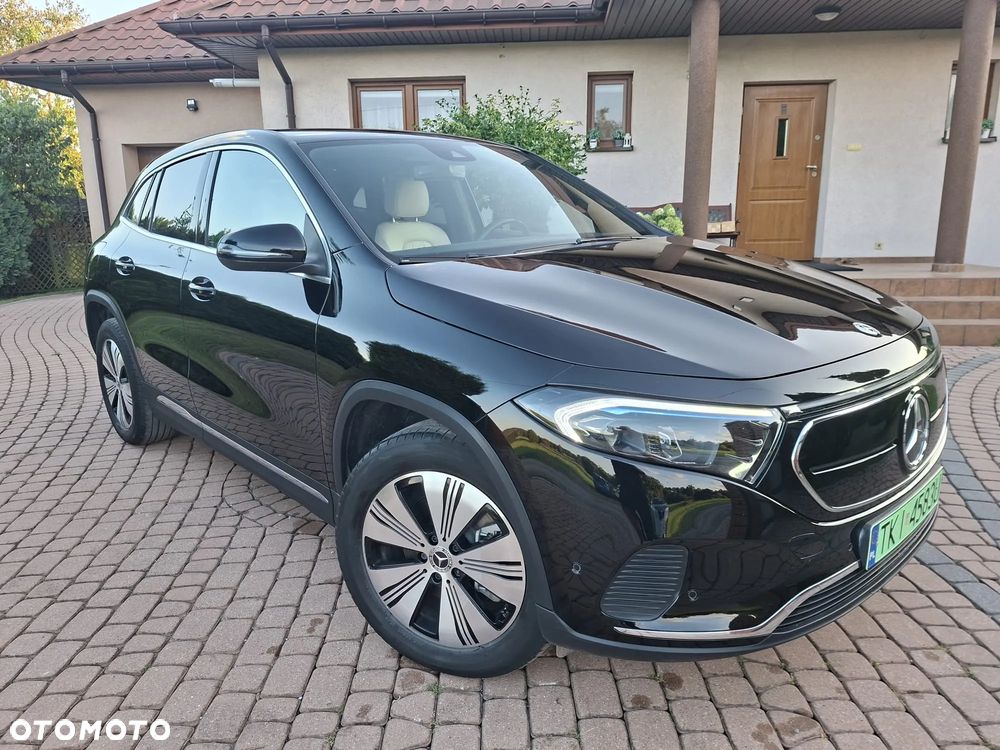 Mercedes-Benz EQA 250+ Electric Art - 3