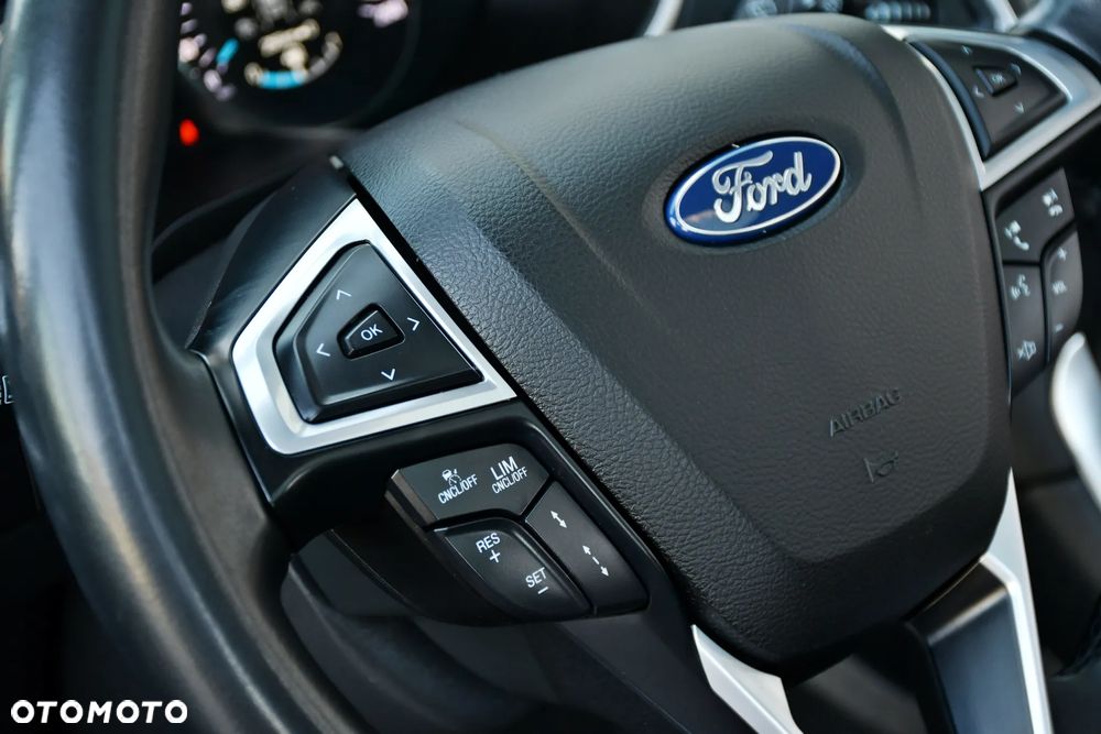 Ford S-Max 1.5 EcoBoost Titanium - 26
