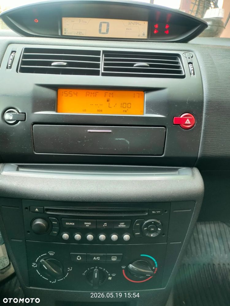 Citroën C4 1.4 16V SX - 4