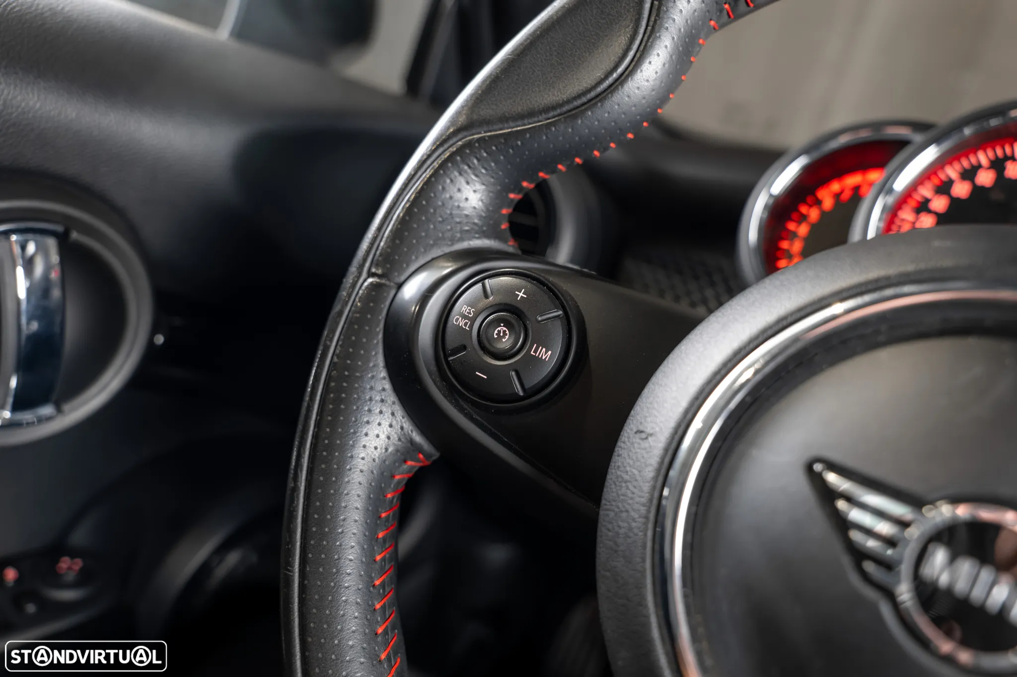 MINI 3 Portas John Cooper Works - 10