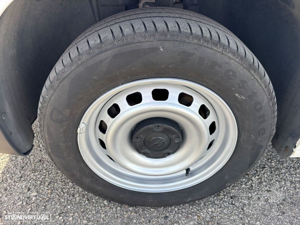 Opel Combo 1.5 CDTi 102cv L1H1 ENJOY - AC - IVA DEDUTÍVEL - 60