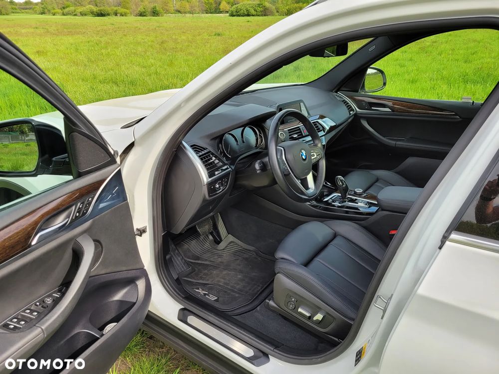 BMW X3 xDrive30i xLine - 22