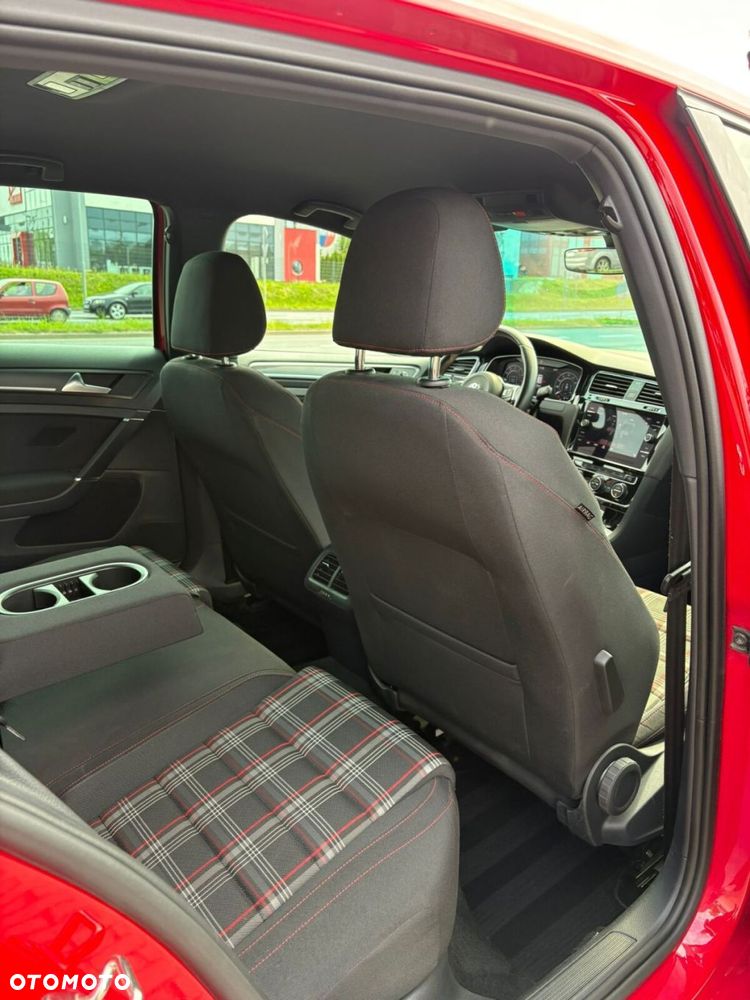Volkswagen Golf 2.0 TSI BMT GTI Performance DSG - 34