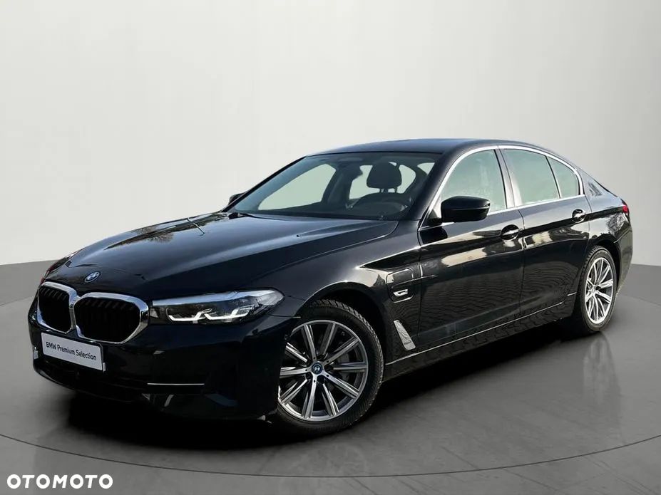 BMW Seria 5 530e Luxury Line - 2