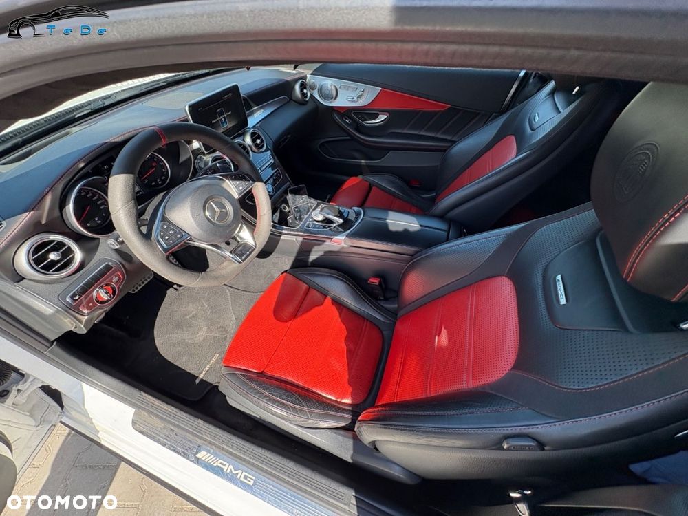 Mercedes-Benz Klasa C AMG 63 S AMG Speedshift 7G-MCT Edition 1 - 30