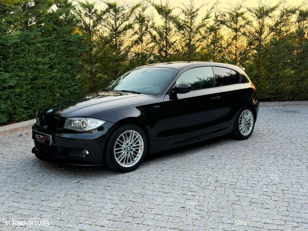 BMW 118 d Pack M - 1
