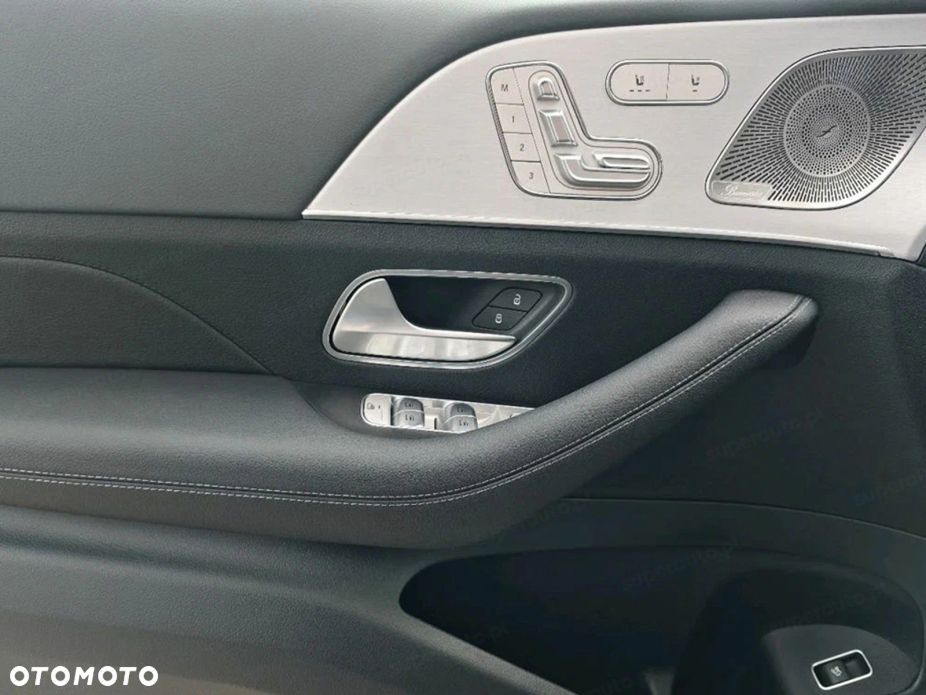 Mercedes-Benz GLE - 16