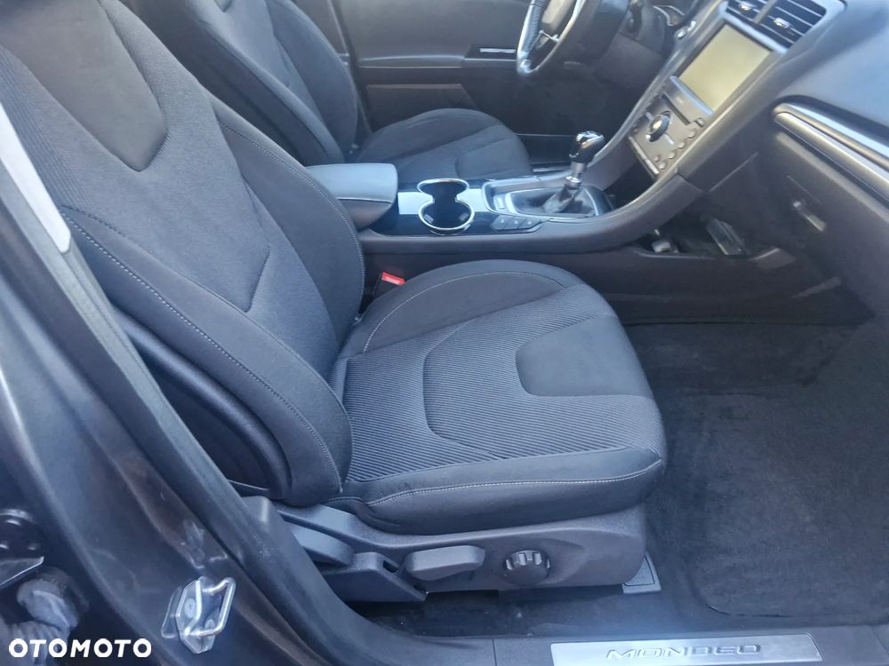 Ford Mondeo 2.0 TDCi STart-Stopp ECOnetic Trend - 37
