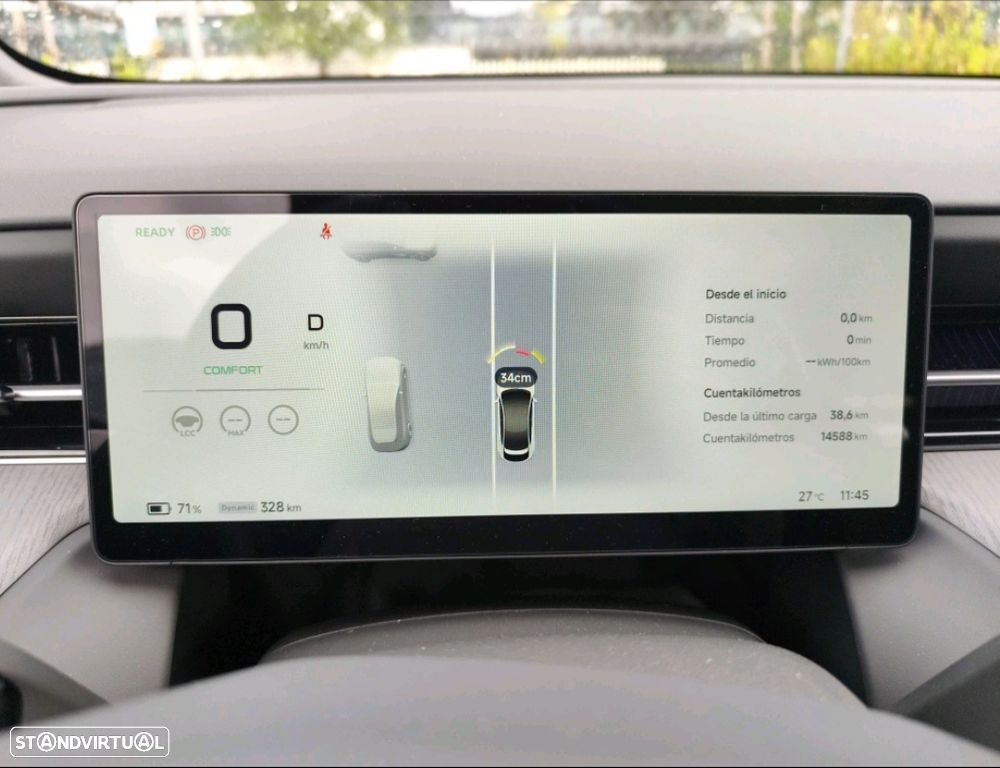Xpeng G6 80.8 kWh AWD Performance - 8