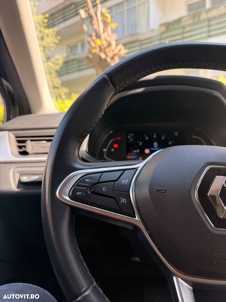 Renault Captur MHEV 140 EDC Techno - 12