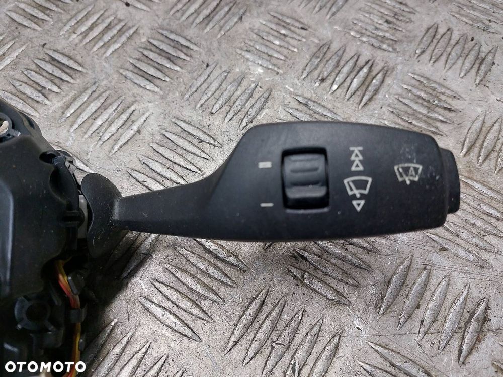 MANETKA PRZEŁĄCZNIK ZESPOLONY BMW F10 520d 9234441 - 2